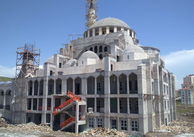 TOKİ YAPRACIK 1500 KİŞİLİK CAMİ YAPIM İŞİ